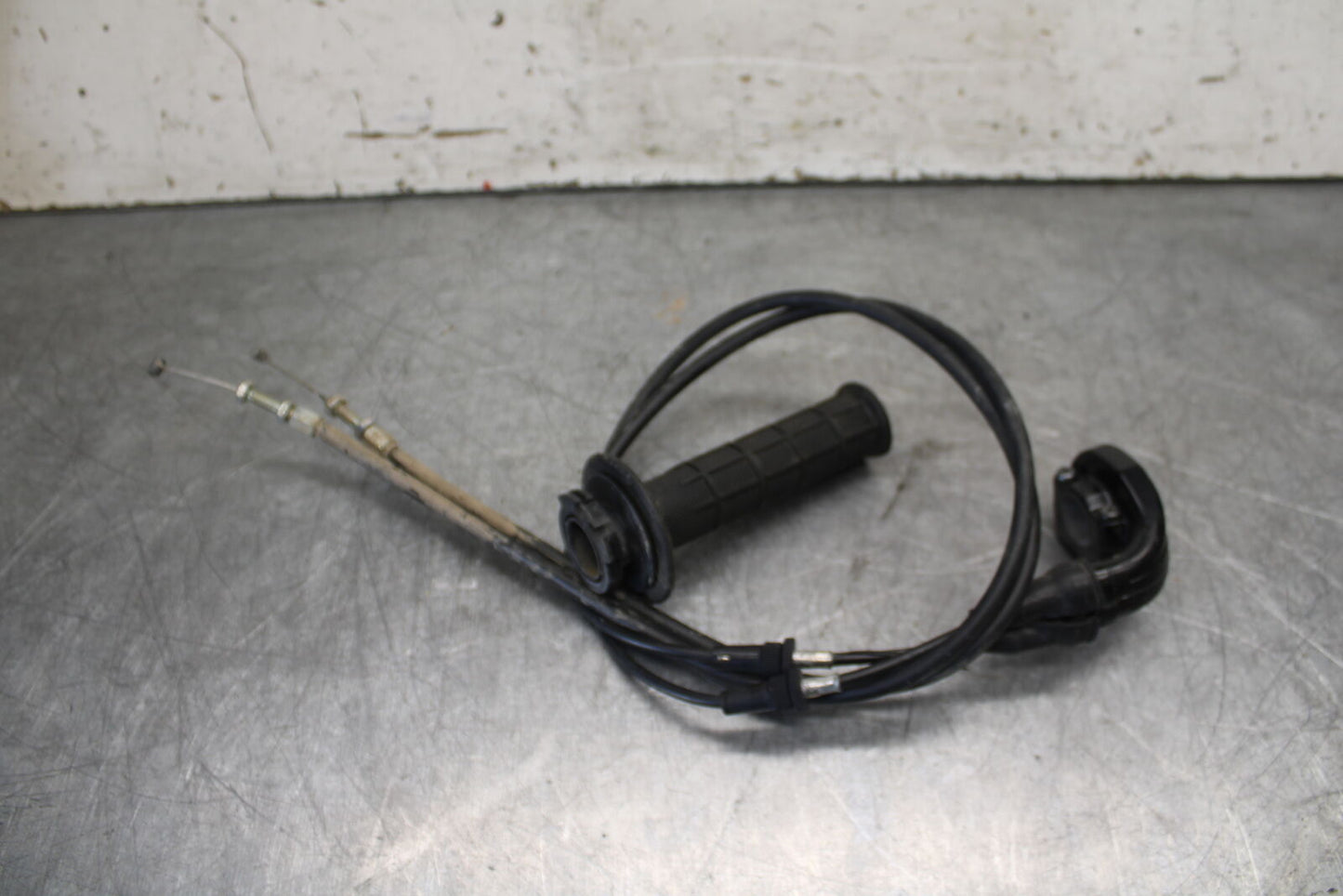 08-18 KAWASAKI KLR650 THROTTLE CABLE LINE HOUSING GUIDE BB707