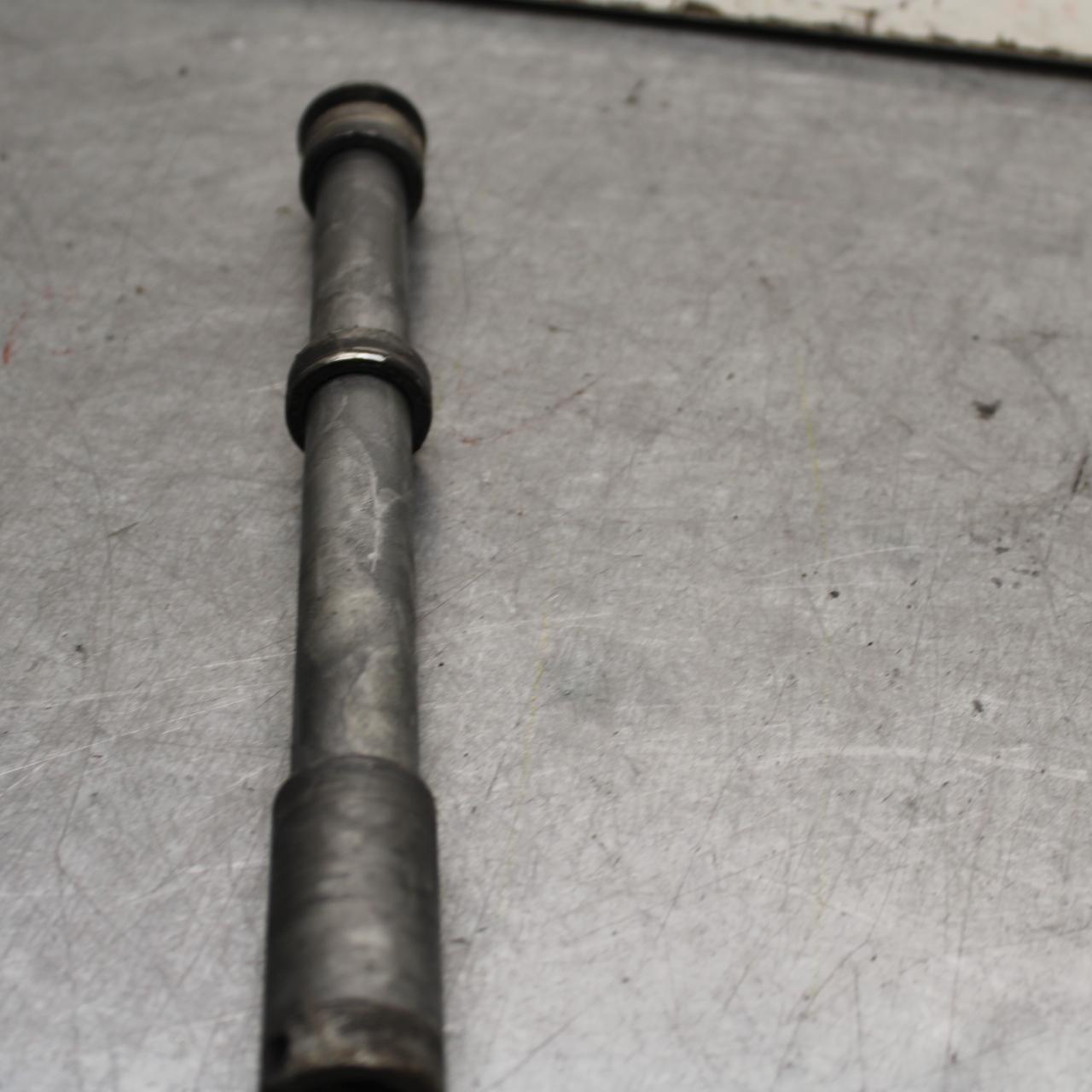 01-06 HONDA CBR600F4I FRONT WHEEL RIM AXLE PIVOT BOLT 44301-MBW-E11 BB644
