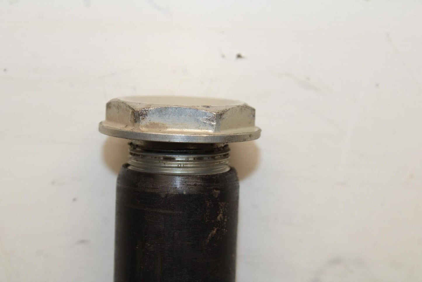 21-23 KTM 890 ADVENTURE FRONT WHEEL RIM AXLE PIVOT BOLT BB629