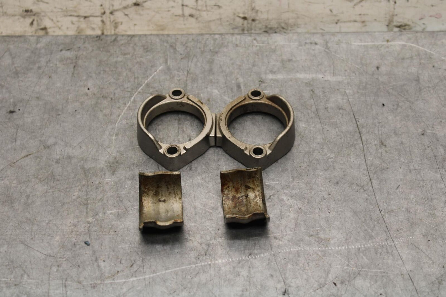 16-17 MOTO GUZZI V7 II EXHAUST COLLET BB57