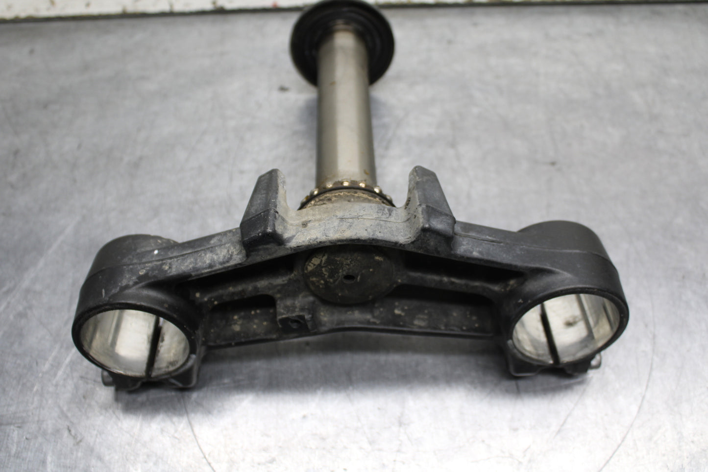 12-13 KAWASAKI Z1000 FRONT FORKS CLAMP LOWER TRIPLE TREE STEM BB743