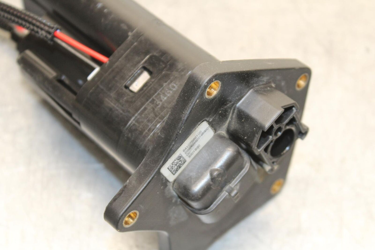 20-24 KTM 890 DUKE R FUEL PUMP GAS PETROL SENDER UNIT BB627