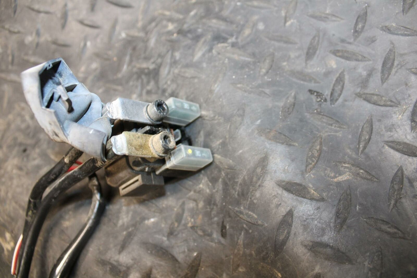 12-17 KAWASAKI NINJA 650 ENGINE STARTER RELAY SWITCH 27010-0709 BB211