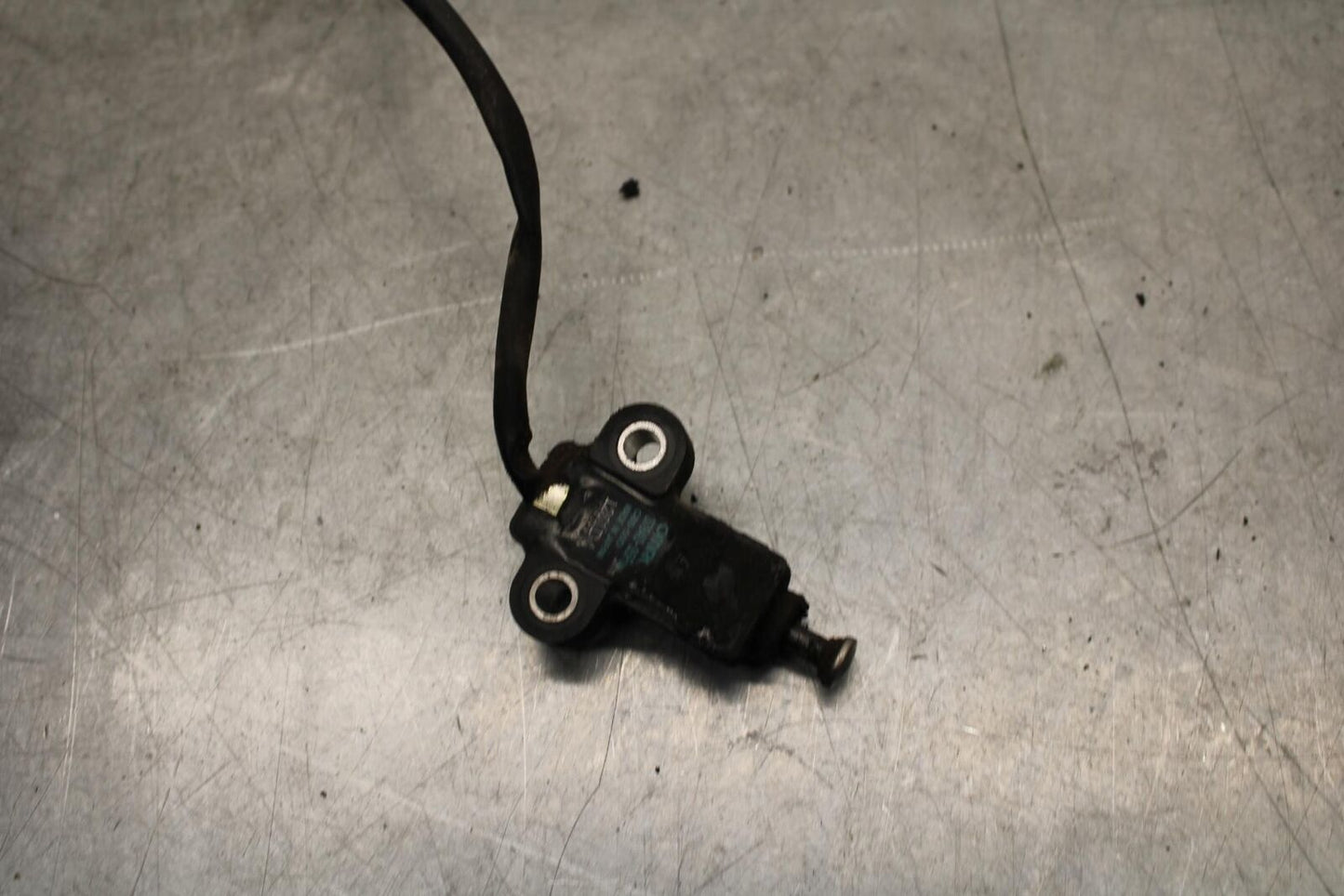 2001 Suzuki GSXR600 KICKSTAND SIDE KICK STAND SENSOR 37840-35F00 BB59