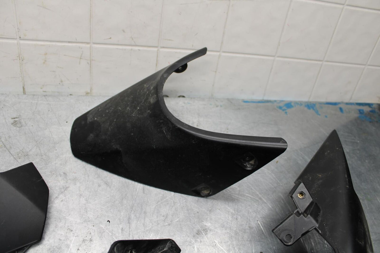 18 KTM RC 390 FRONT UPPER NOSE FAIRING COWL SHROUD BB442