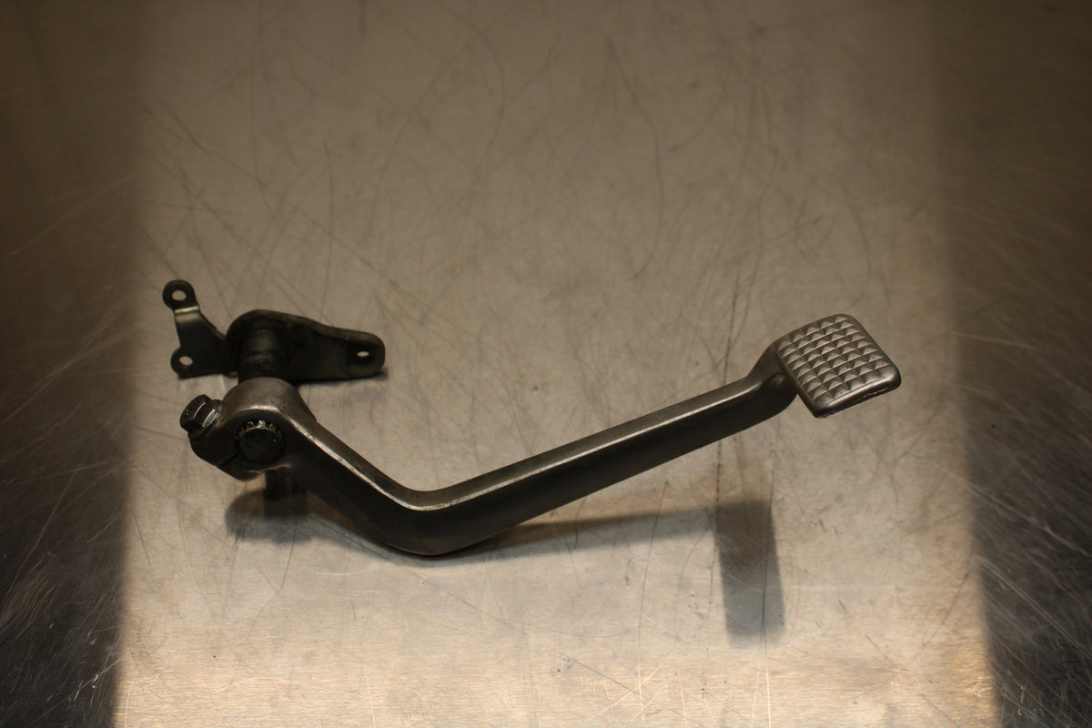 86 SUZUKI GS750ES RIGHT REARSET BRAKE FOOT PEDAL BB140
