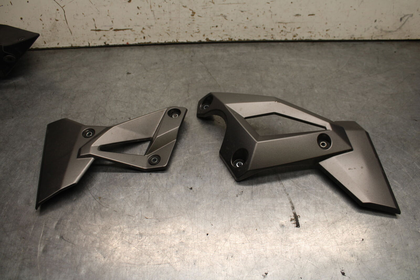 19-22 KAWASAKI Z400 ENGINE RADIATOR MOTOR COOLER COVER GUARD TRIM SET BB738