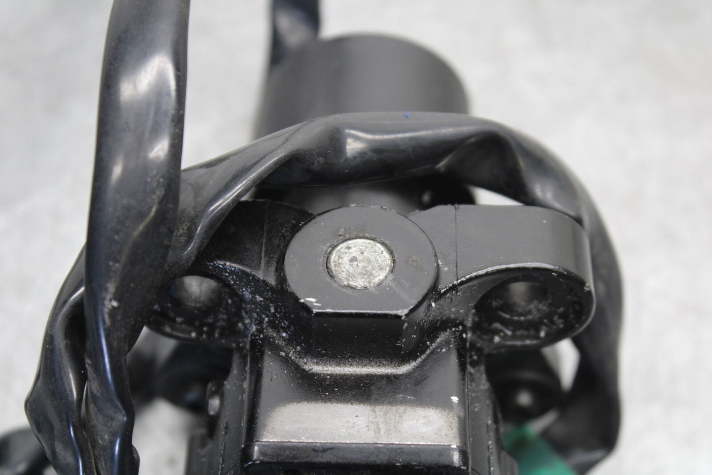 04-06 YAMAHA YZF R1 ECU IGNITION LOCK KEY SET W/ GAS CAP AND SEAT LOCK BB659