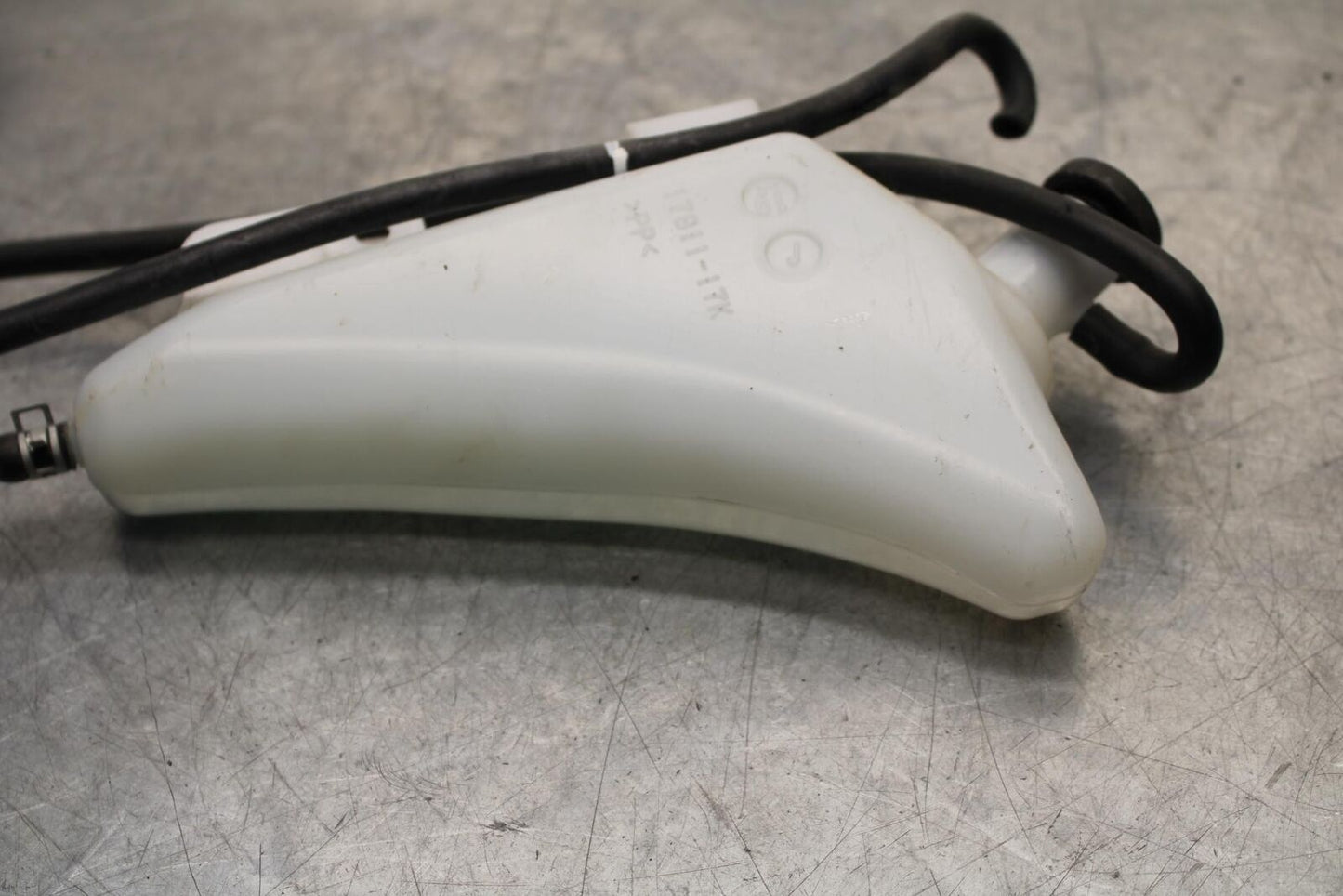 20 SUZUKI GSXR 1000 COOLANT WATER TANK RESERVOIR BOTTLE BB597