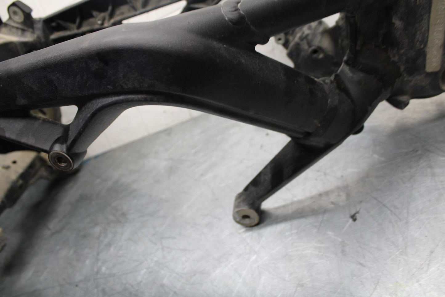 17-21 TRIUMPH STREET TRIPPLE R ABS FRAME CHASSIS bb452