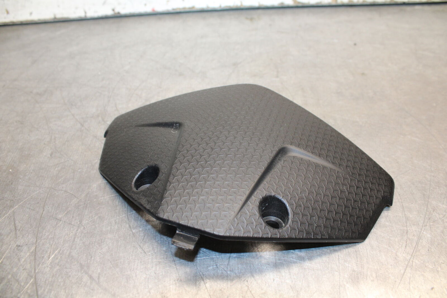 21-24 APRILIA TUONO 660 FACTORY SPEEDO CLUSTER TRIM COVER BB733
