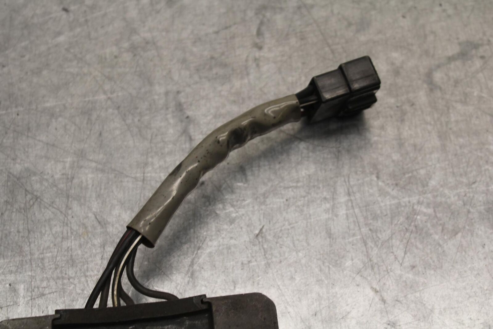 01-03 SUZUKI GSXR600 RECTIFIER VOLTAGE REGULATOR 32800-33E21 BB639