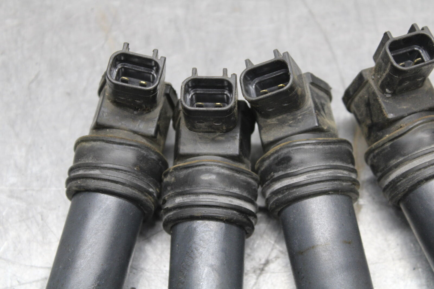 03-04 TRIUMPH DAYTONA 600 IGNITION COILS COIL SPARK PLUG CAPS BB745