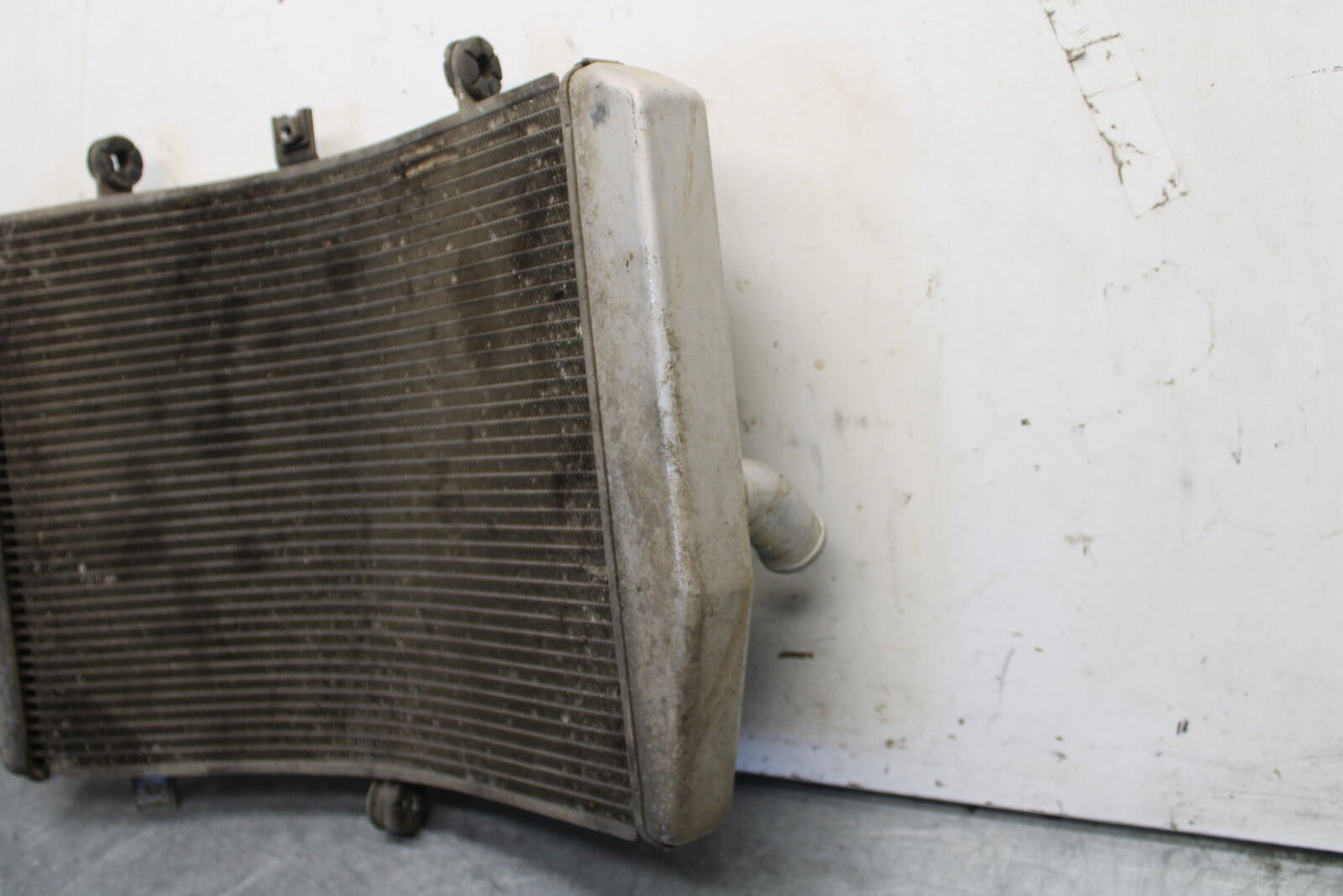 04-05 SUZUKI GSXR600 ENGINE RADIATOR COOLING RADIATER 17710-29G00 BB658