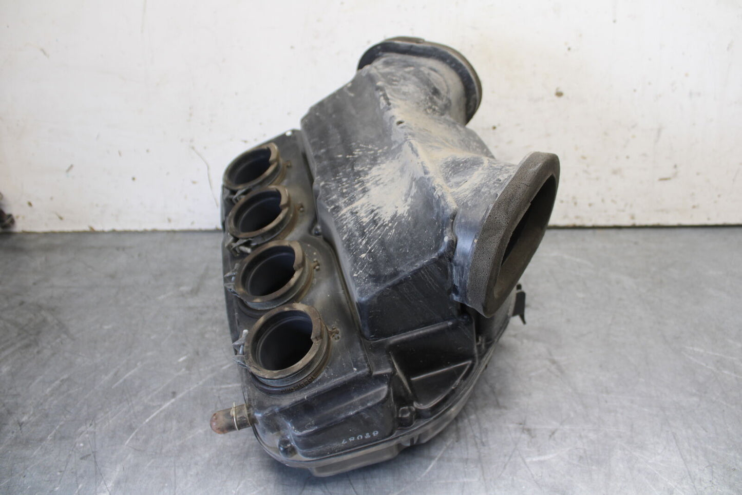 06-07 SUZUKI GSXR 600 AIRBOX AIR INTAKE FILTER BOX BB694