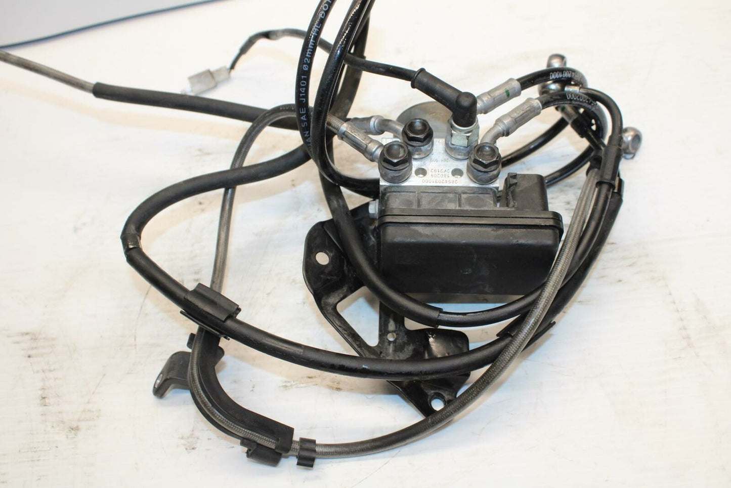 18-20 HUSQVARNA VITPILEN 401 ABS PUMP UNIT MODULE LINES BB248