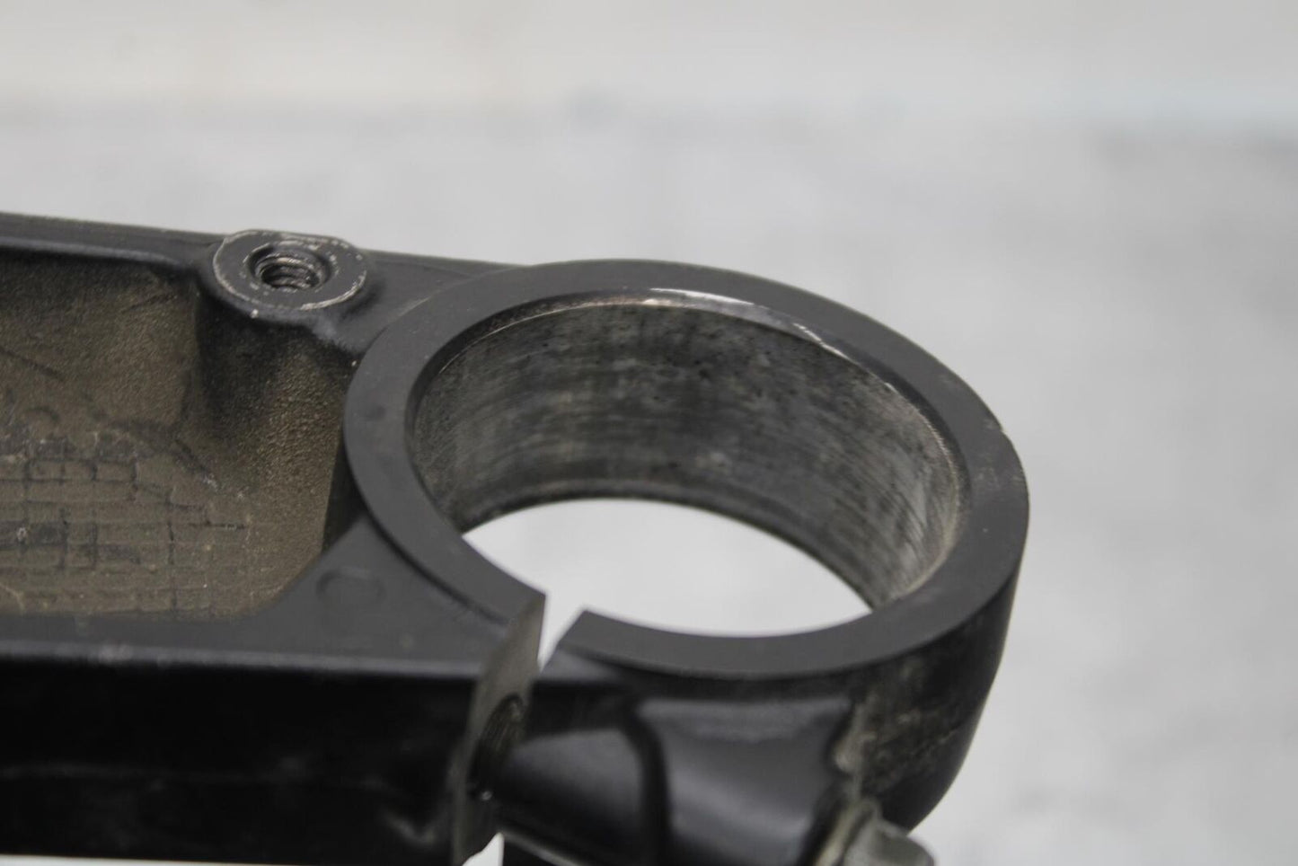 1999 Suzuki GSXR600 FORKS UPPER TRIPLE TREE CLAMP BB580