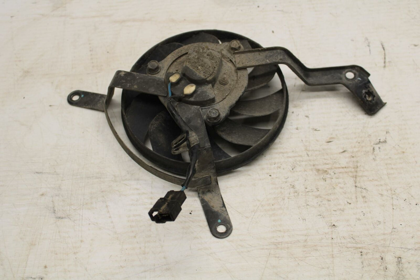 07-16 TRIUMPH STREET TRIPLE ENGINE RADIATOR COOLING FAN BB356