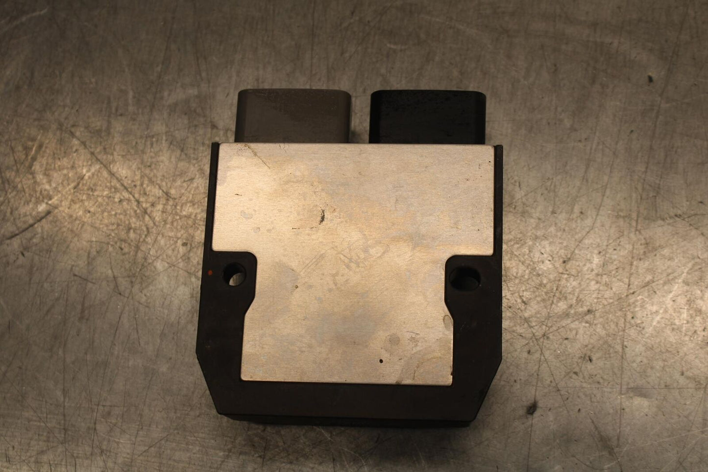 2016 BMW S1000R ABS RECTIFIER VOLTAGE REGULATOR BB604