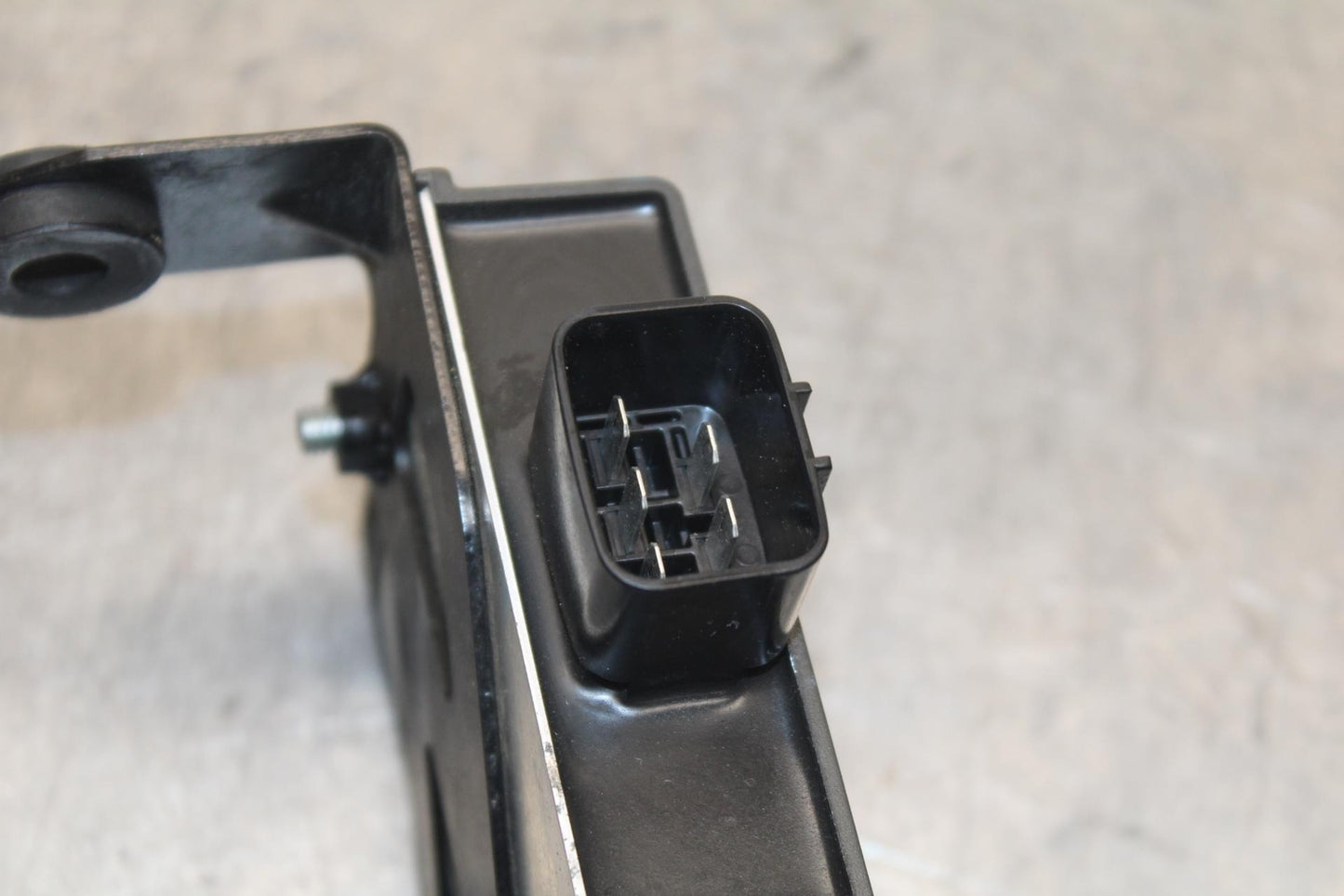 17-20 KAWASAKI NINJA 650 EX650 ABS RECTIFIER VOLTAGE REGULATOR BB88