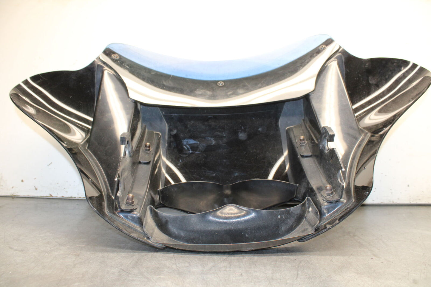 08-16 HARLEY-DAVIDSON FAT BOB FRONT UPPER FAIRING NOSE WINDSHIELD COWL BB00