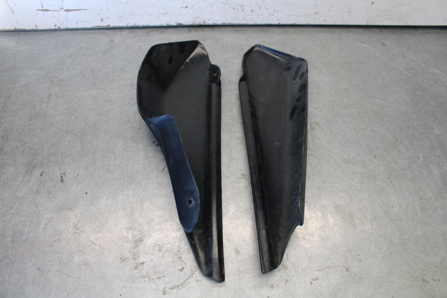 06-07 DUCATI MONSTER 695 RIGHT LEFT SIDE SEAT PANELS TRIMS COWLS FAIRINGS BB674