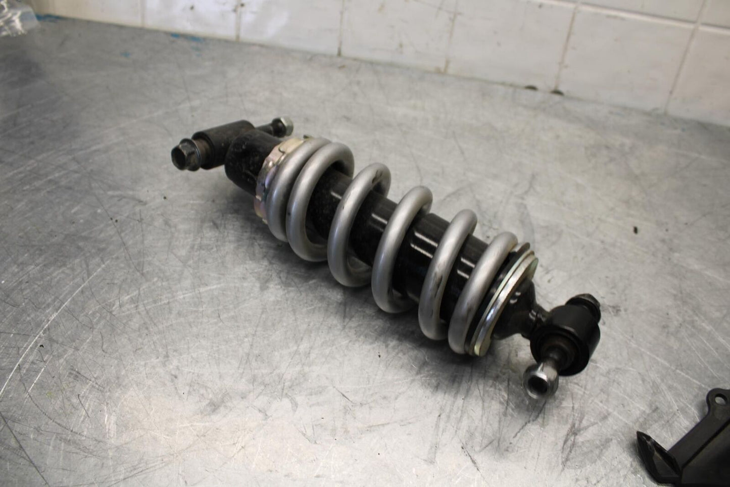 17-18 YAMAHA YZF R3 REAR BACK SHOCK ABSORBER SUSPENSION BB438
