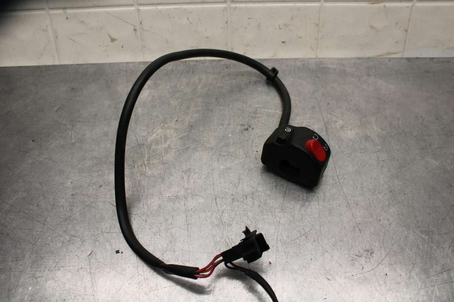 2012 Triumph Daytona 675R RIGHT CLIP ON HANDLE KILL OFF START SWITCH BB589