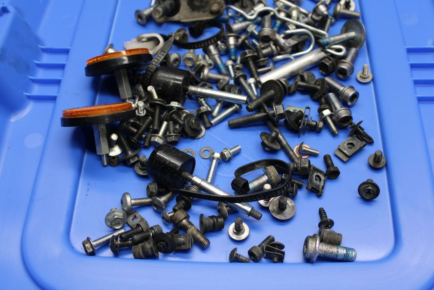 03-11 SUZUKI SV650A FAIRING COWL BOLTS SCREWS ASSORTMENT BB290