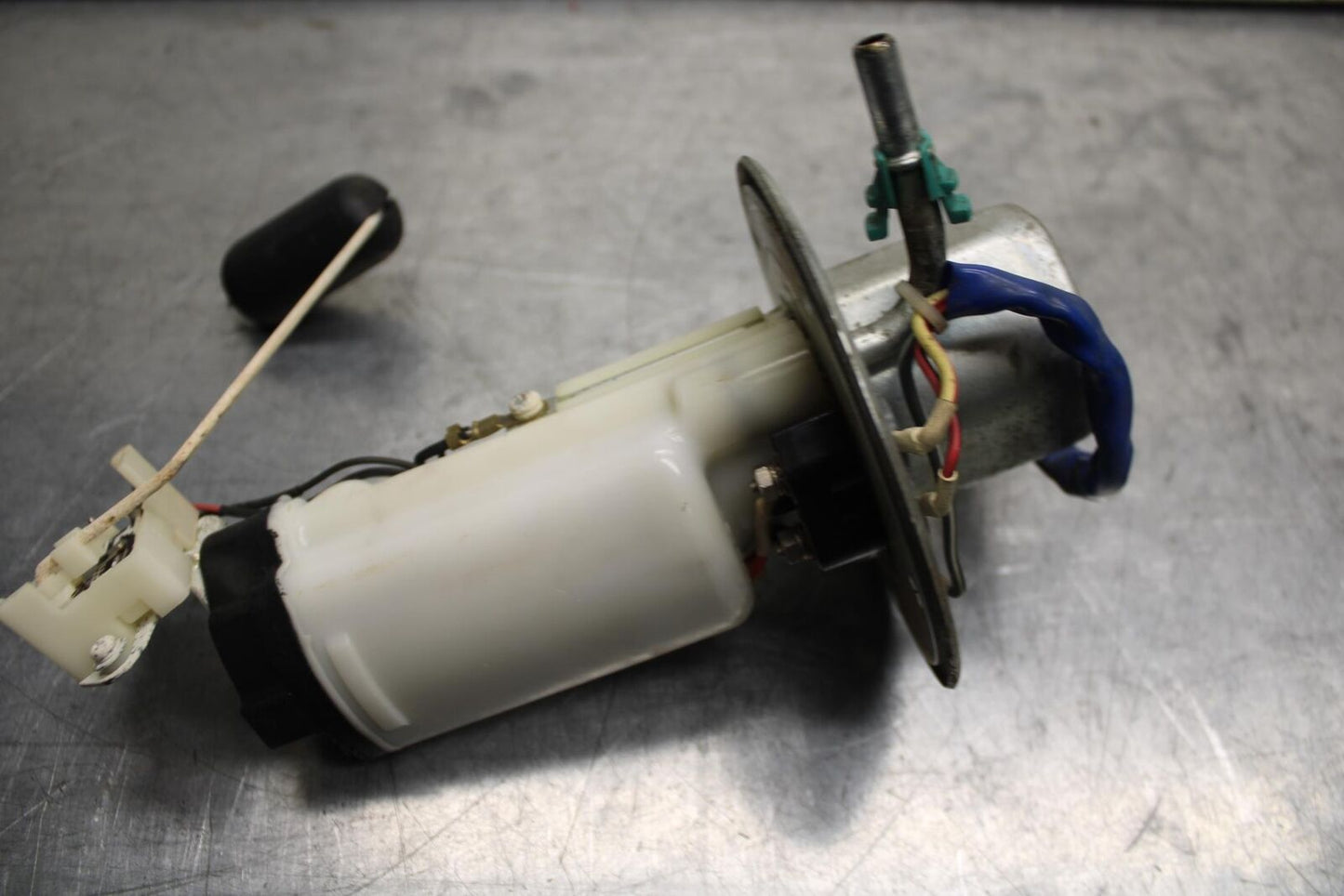 06-07 SUZUKI GSXR 600 750 FUEL PUMP GAS PETROL SENDER UNIT BB98