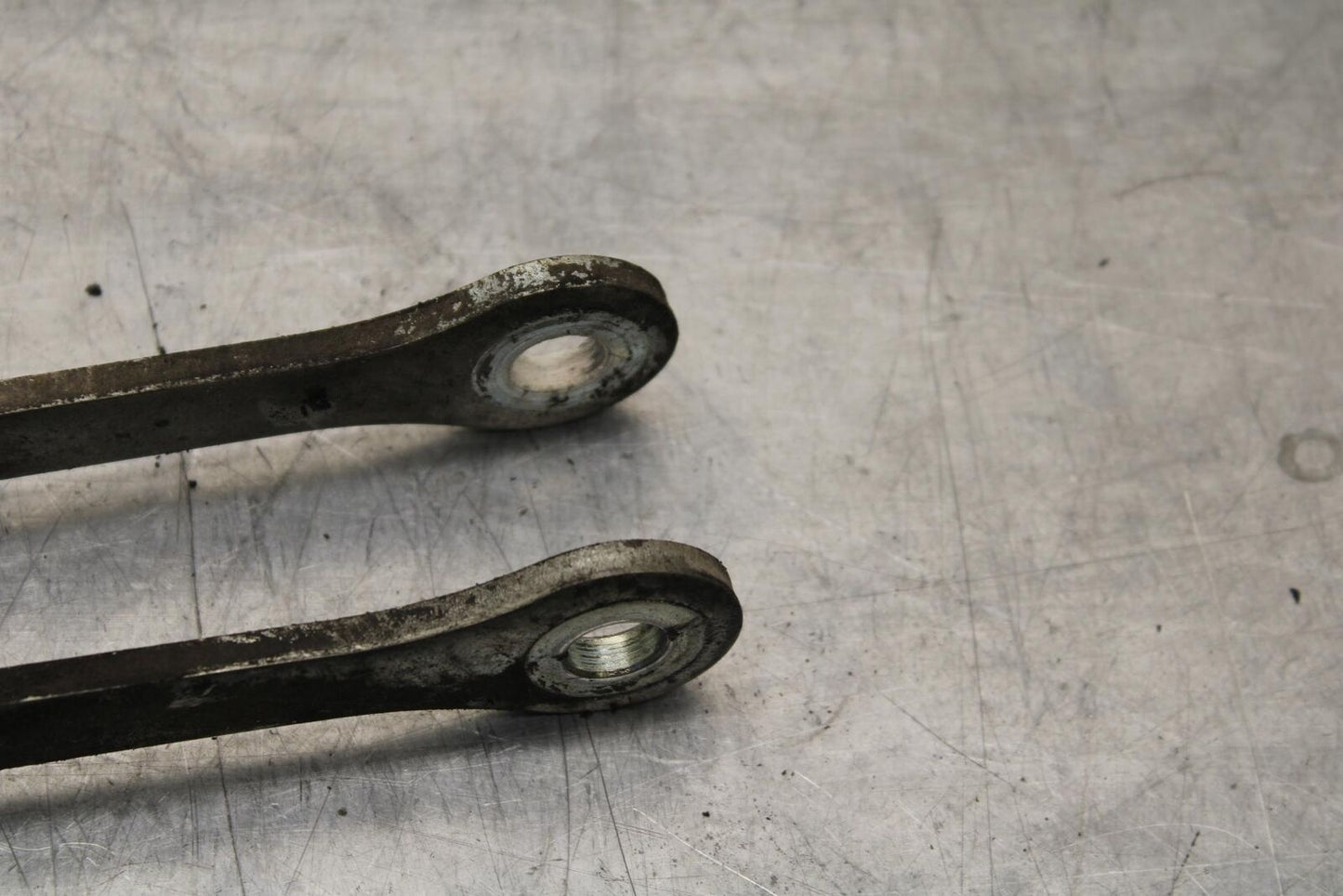 1997 Suzuki Bandit 1200 GSF1200S REAR DOGBONE SHOCK LINKAGE LINK BB559