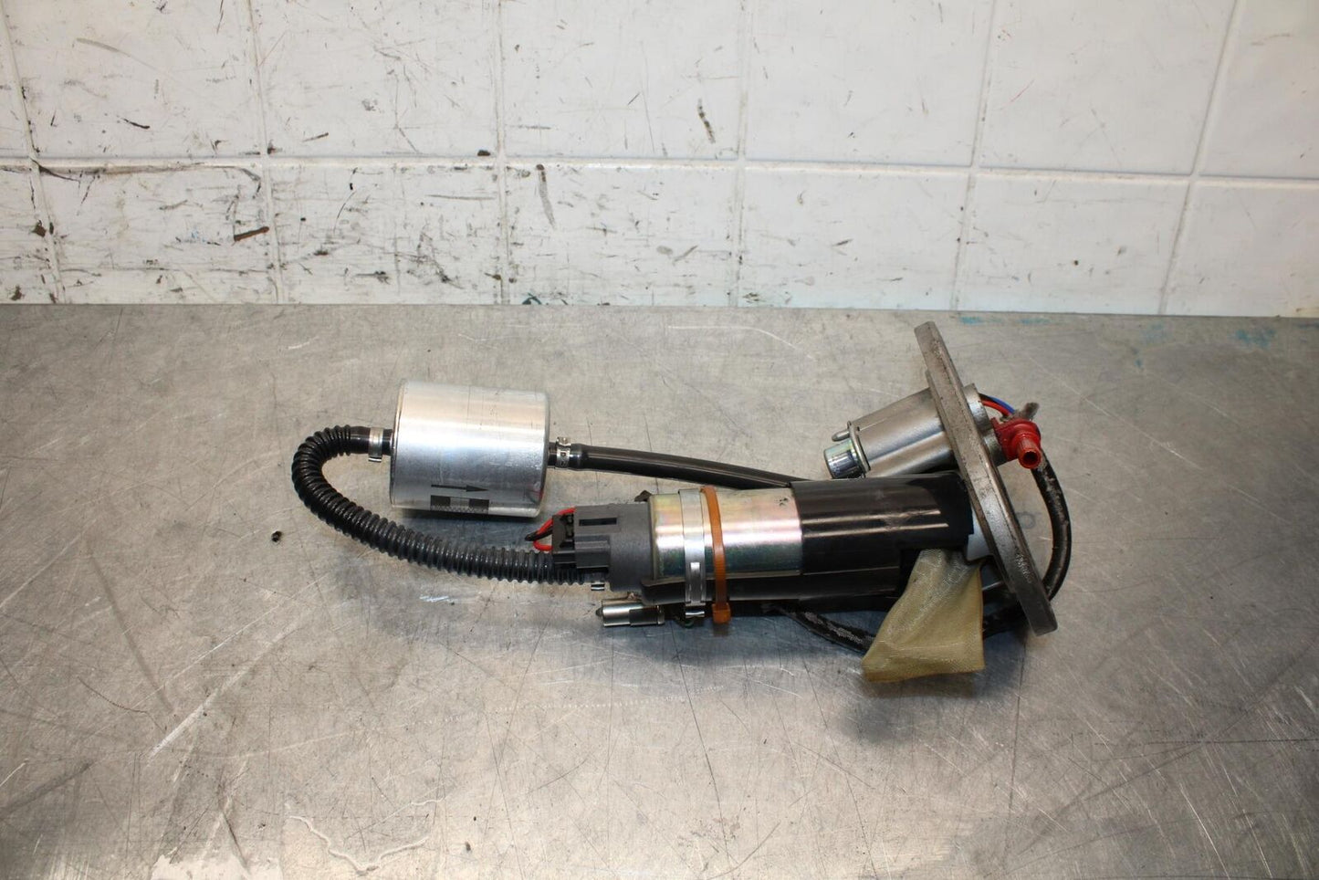 2008 Aprilia Shiver 750 SL750 FUEL PUMP GAS PETROL SENDER UNIT BB551