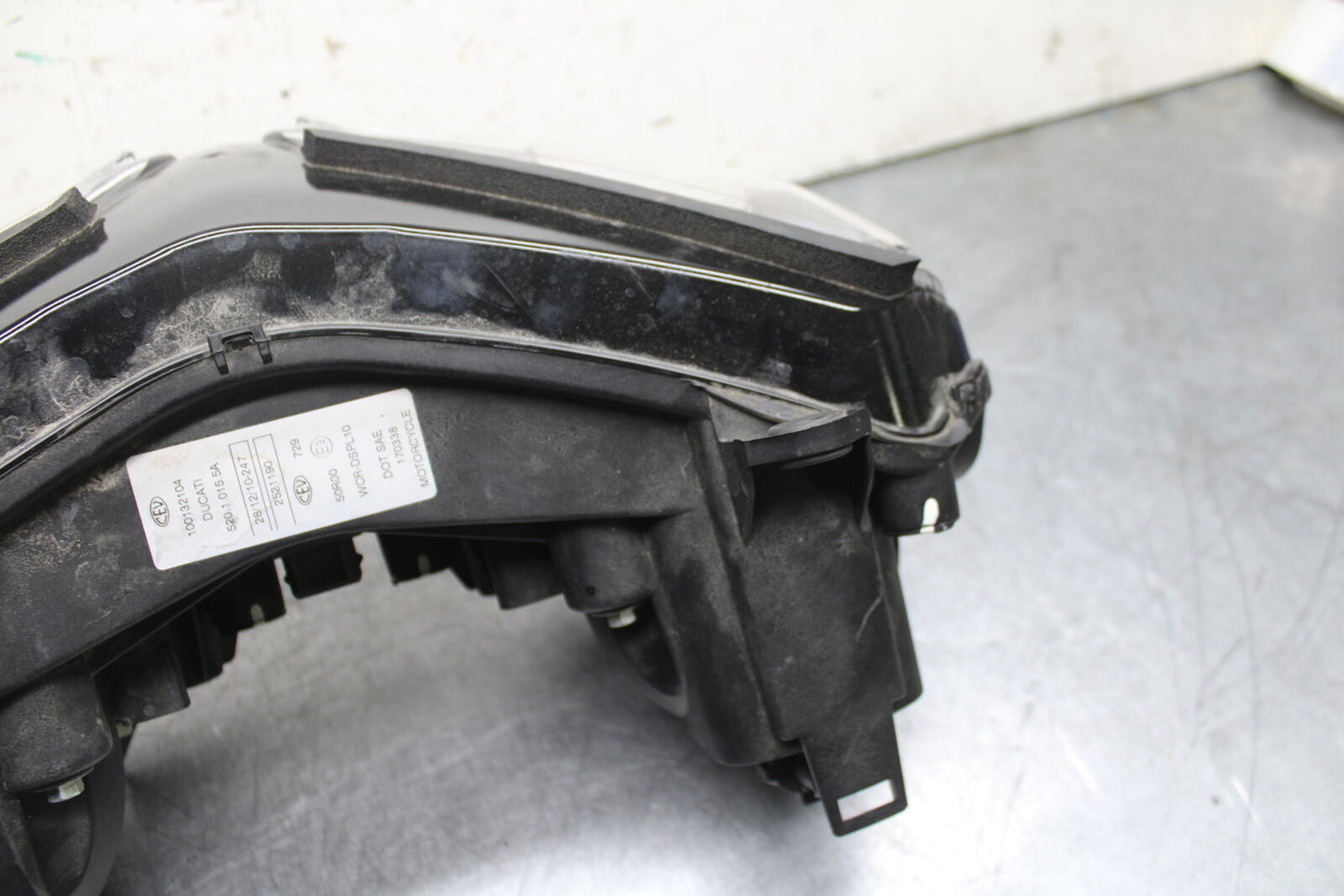 08-13 DUCATI 848 EVO FRONT HEADLIGHT HEAD LIGHT LAMP BB667