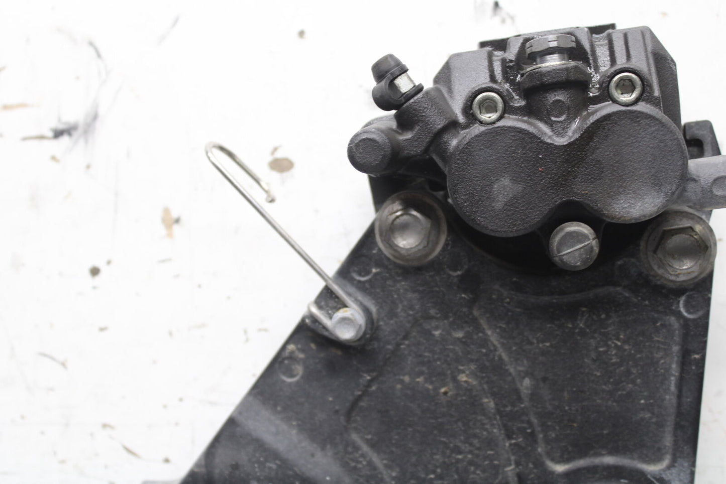 14-16 TRIUMPH AMERICA LT REAR BACK BRAKE CALIPER W MOUNT BRACKET BB720