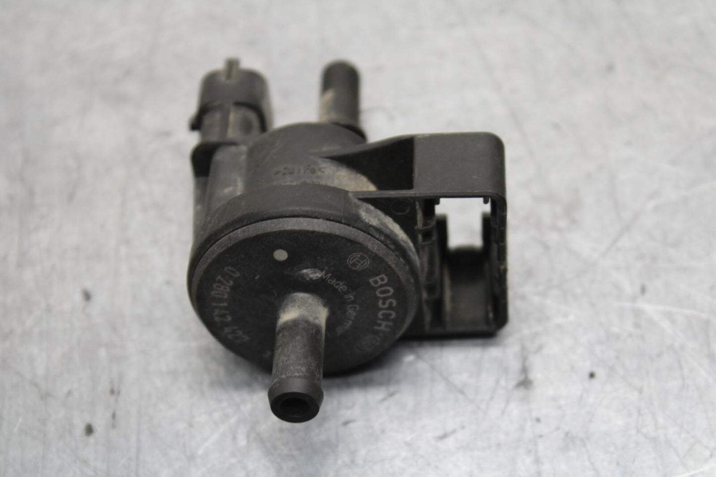 16-18 KTM 690 DUKE AIR VALVE SOLENOID TOP ENGINE SWITCH SENSOR BB631