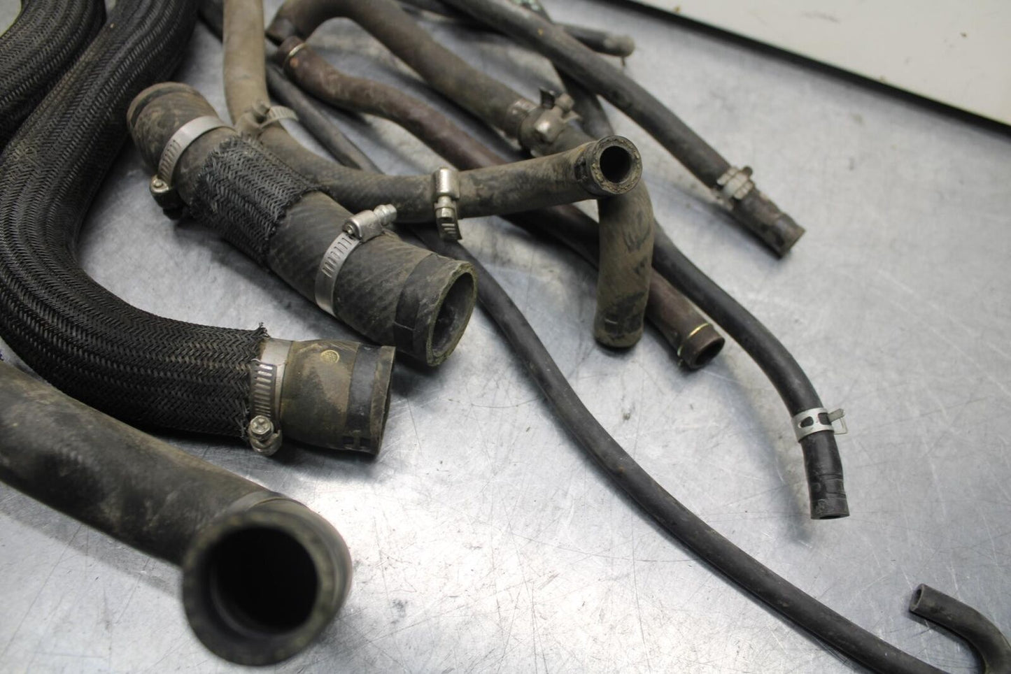 04-05 SUZUKI GSXR750 RADIATOR HOSES ENGINE COOLANT WATER PIPES HOSE KIT SET BB81