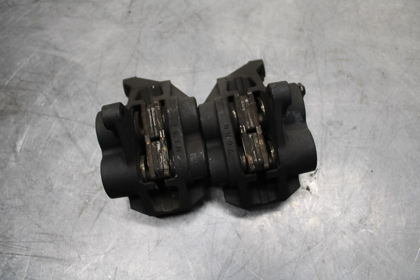 16-22 YAMAHA XSR 700 RIGHT LEFT FRONT BRAKE CALIPER SET PAIR CALIPERS BB475