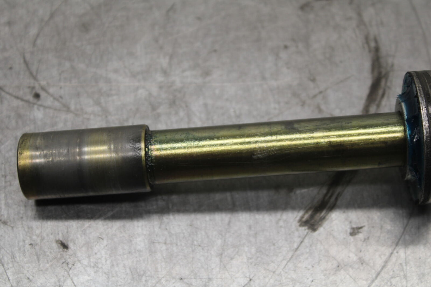 03-04 TRIUMPH DAYTONA 600 FRONT WHEEL RIM AXLE PIVOT BOLT BB745