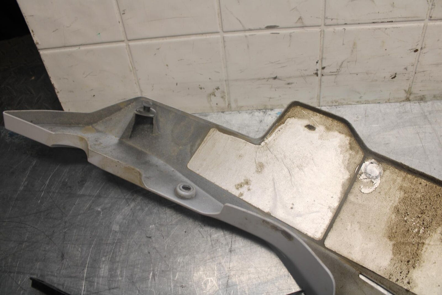 15-21 SUZUKI GSXR600 LOWER BOTTOM BELLY FAIRING COWL BB460
