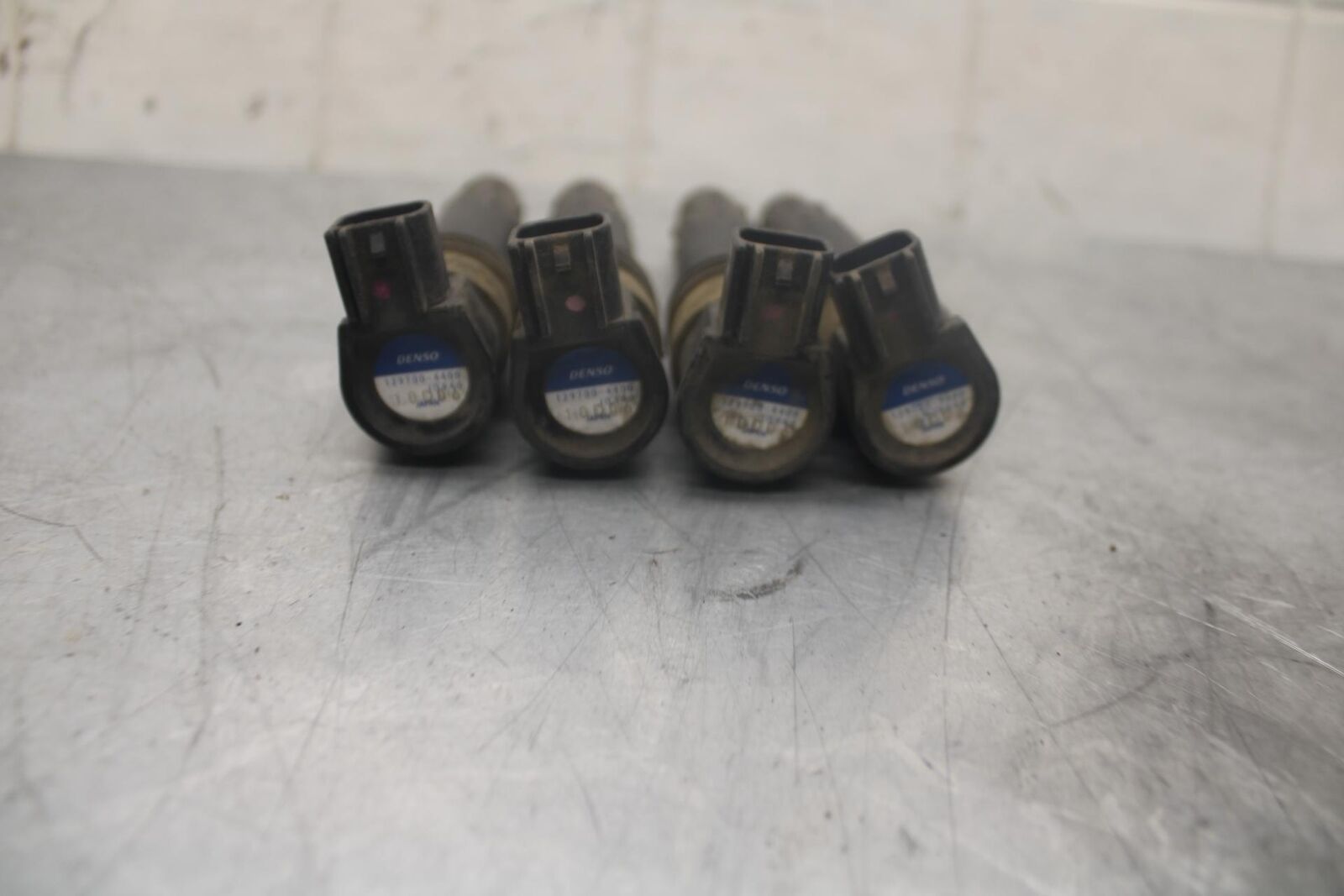 03-04 SUZUKI GSXR1000 IGNITION COILS COIL SPARK PLUG CAPS 33410-35F10 BB459