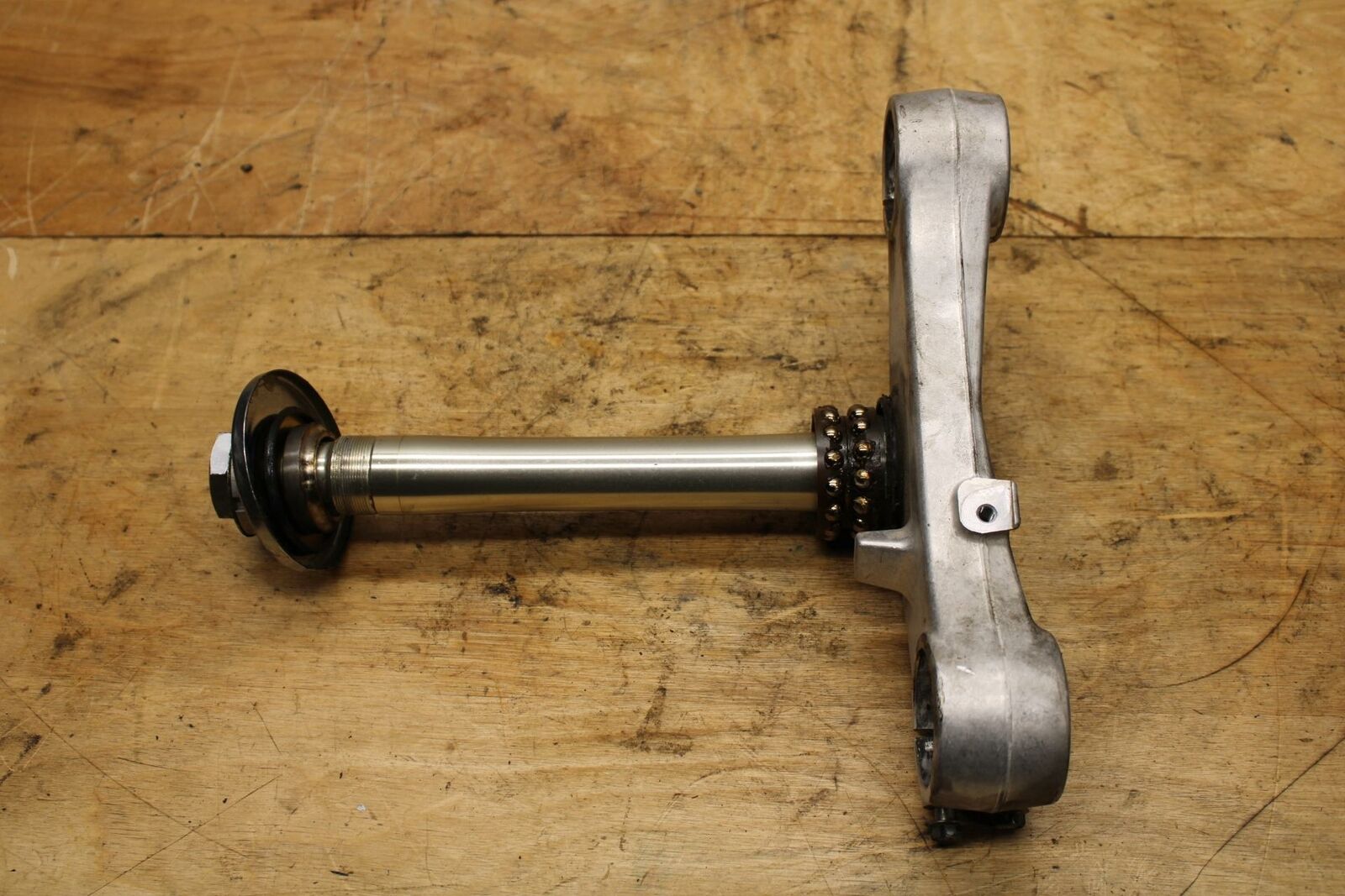 02-03 SUZUKI VSTROM 1000 FRONT FORKS CLAMP LOWER TRIPLE TREE STEM BB331