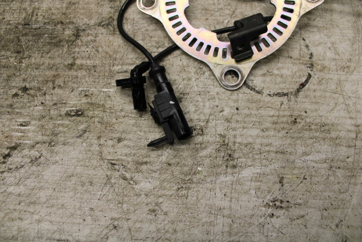 20-22 KAWASAKI Z H2 REAR BACK WHEEL ABS BRAKE RING DISC SENSOR BB382