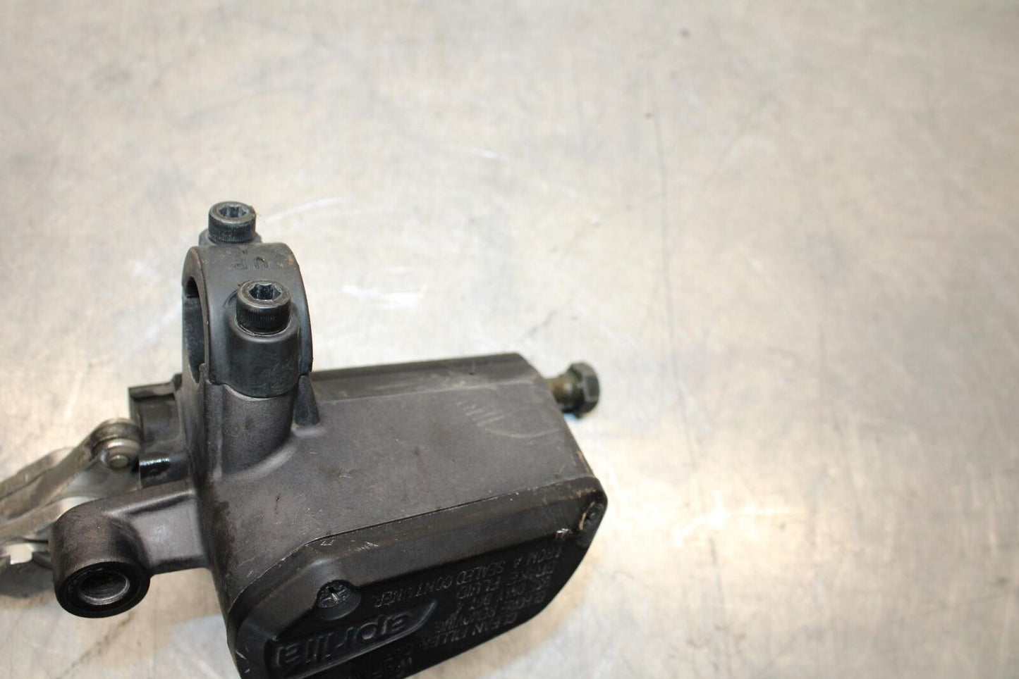 2008 Aprilia Shiver 750 SL750 FRONT BRAKE MASTER CYLINDER w/ LEVER BB551