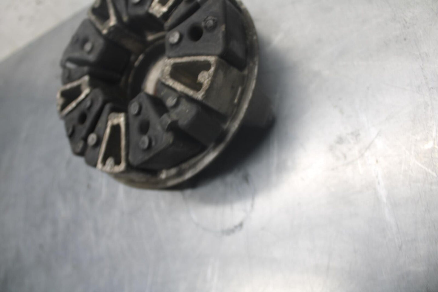 98-99 HONDA CBR900RR REAR BACK WHEEL RIM HUB BB458