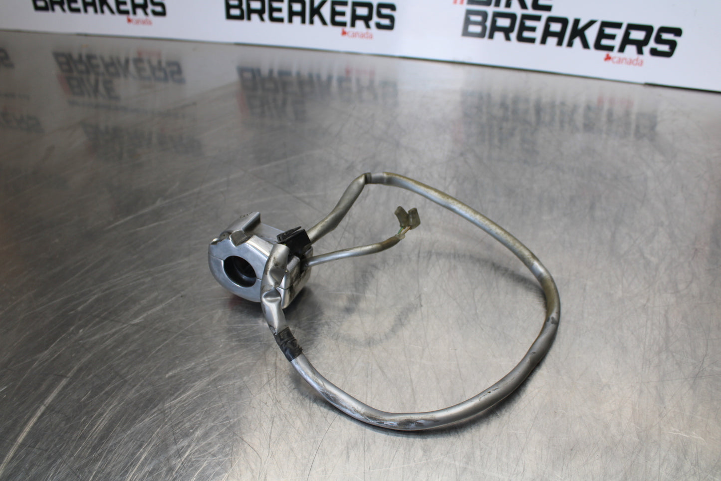 04 YAMAHA ROAD STAR XV1700A RIGHT CLIP ON KILL OFF START SWITCH SWITCHES BB155