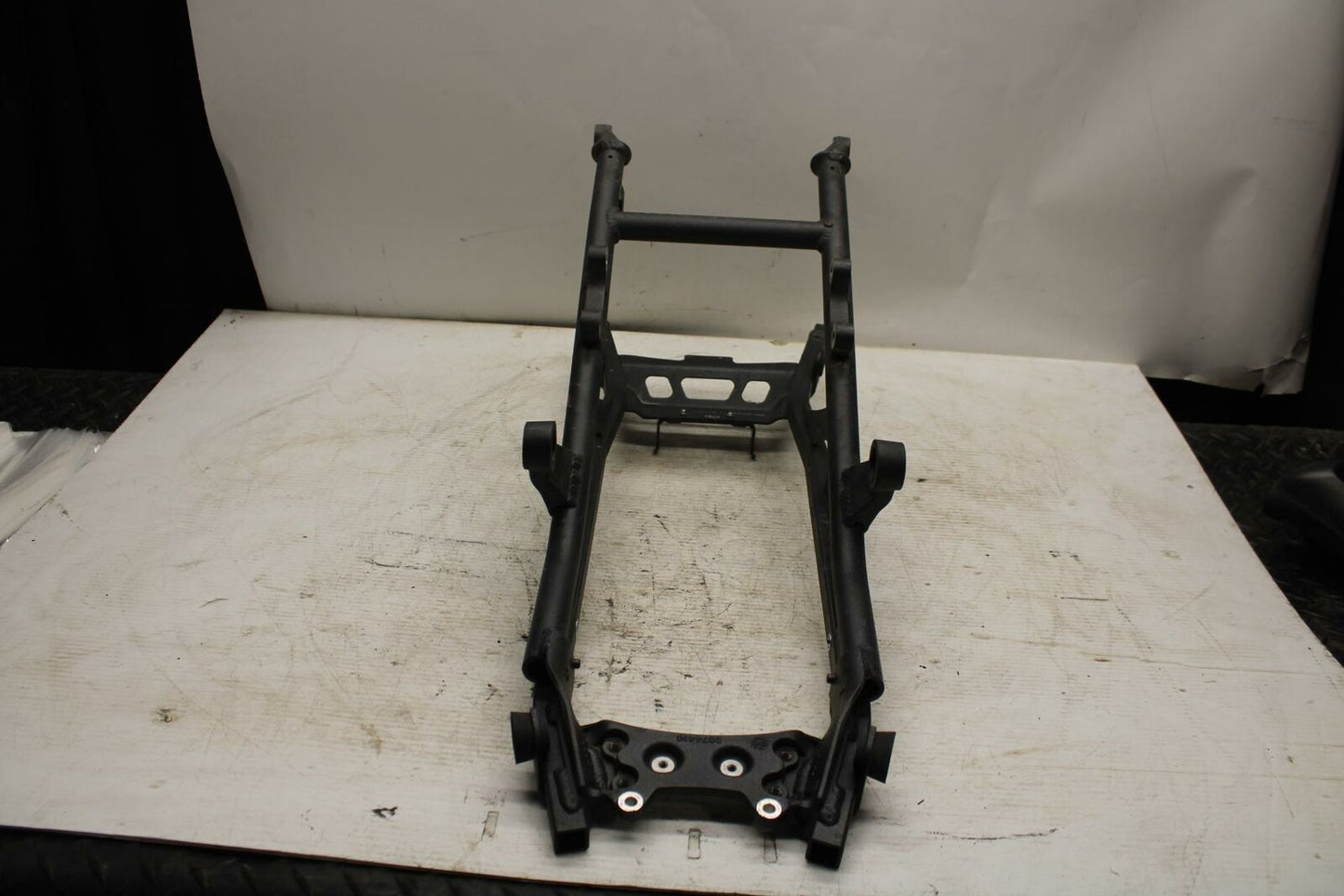 08-11 TRIUMPH SPEED TRIPLE REAR SUBFRAME BACK SUB FRAME BB366