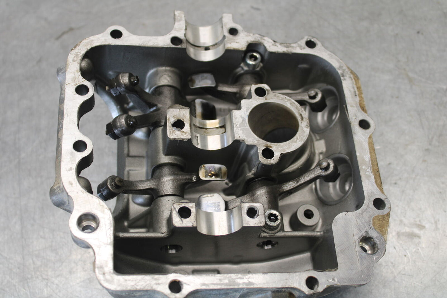 01-05 YAMAHA RAPTOR 660R ENGINE TOP END CYLINDER HEAD BB695