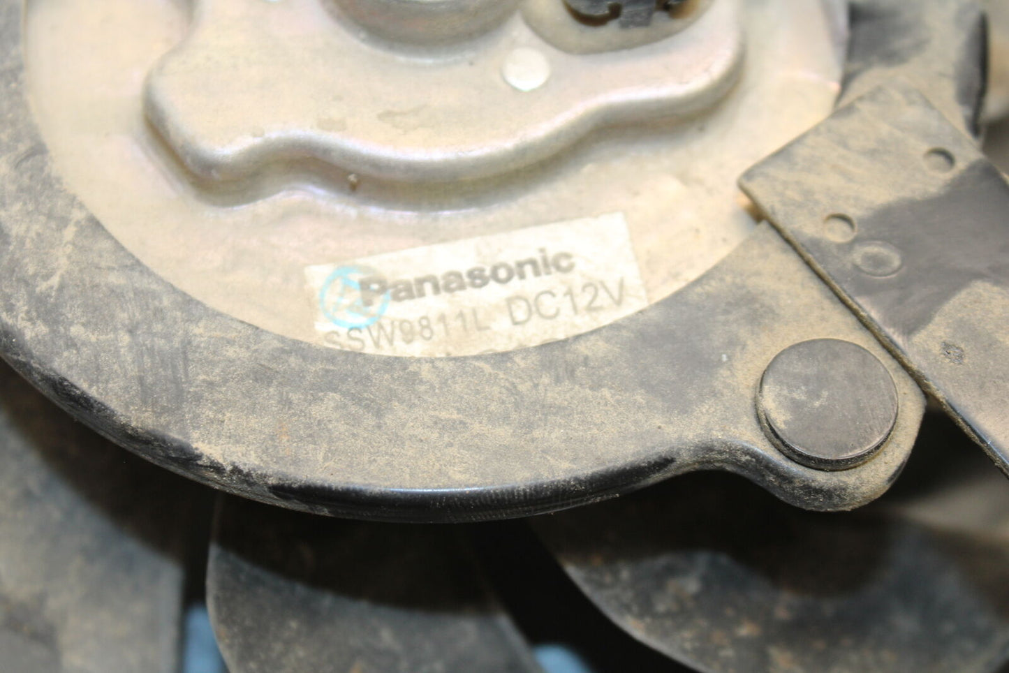 09-11 TRIUMPH DAYTONA 675 ENGINE RADIATOR COOLING FAN BB652