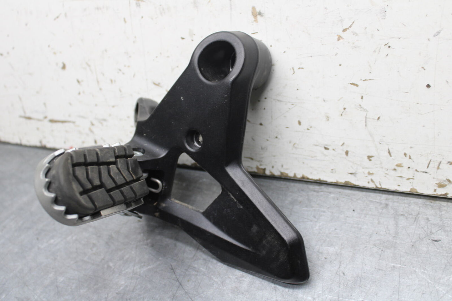 21-24 KTM 890 ADVENTURE R FRONT FOOT RESTS PEGS STEPS SET PAIR BB723