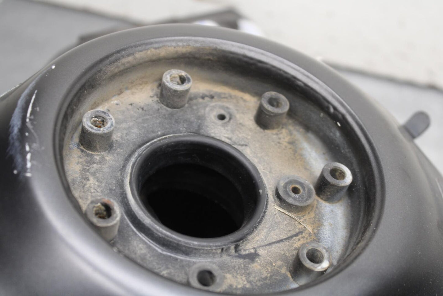 20-24 KTM 890 DUKE R GAS TANK FUEL CELL PETROL RESERVOIR BB627